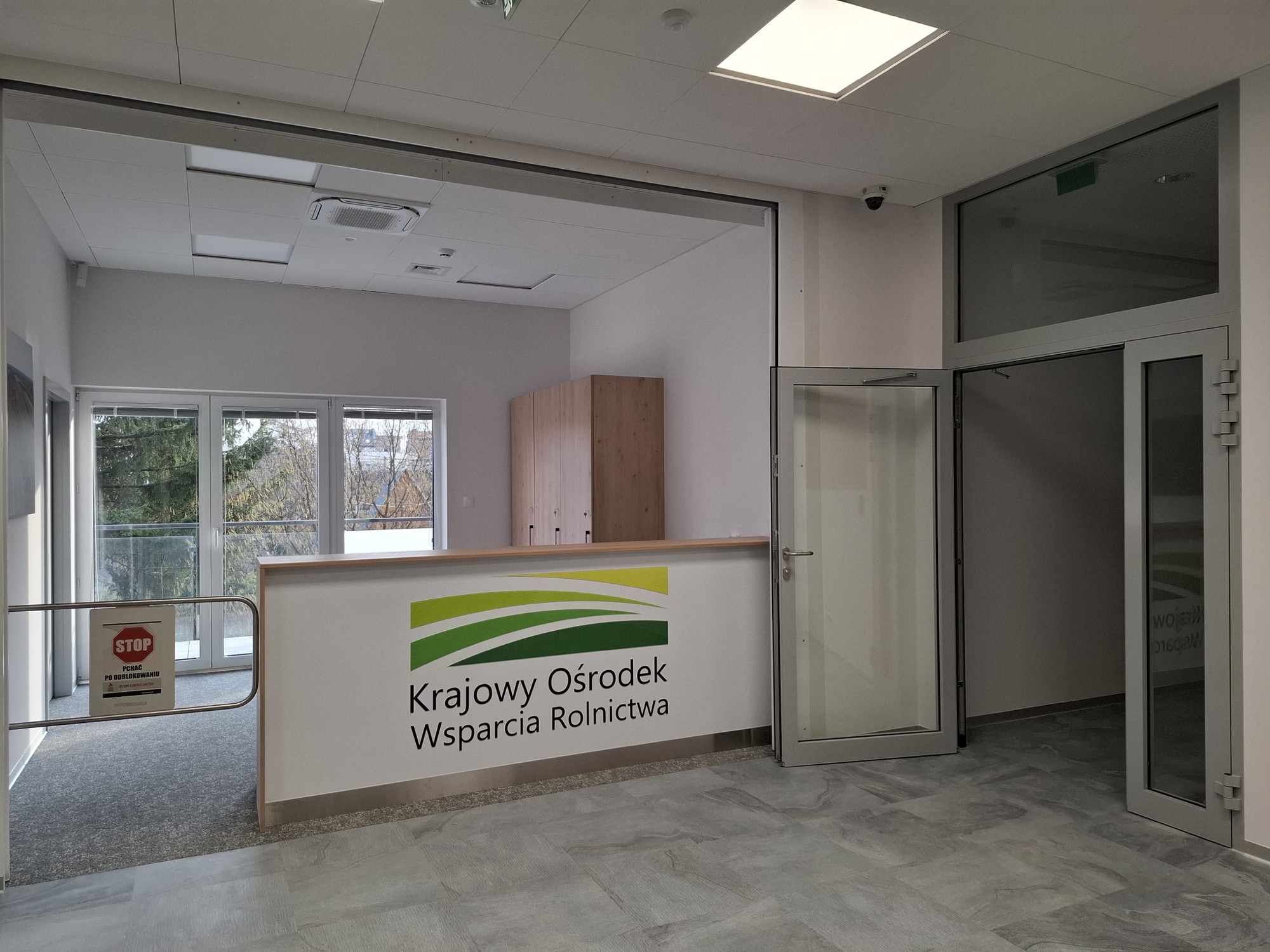 Recepcja po modernizacji siedziby KOWR przy ul. Bohaterów Warszawy 2 w Kielcach.