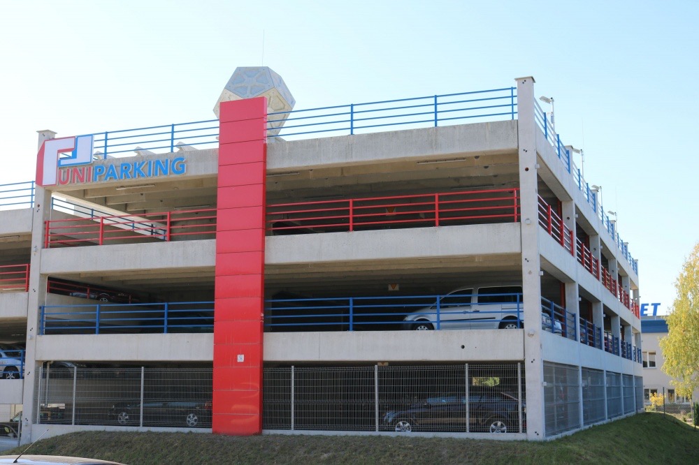 Parking modułowy przy ul. Ściegiennego w Kielcach (9/45)