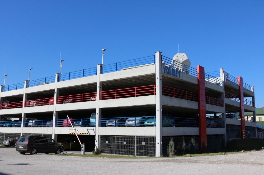 Parking modułowy przy ul. Ściegiennego w Kielcach (11/45)