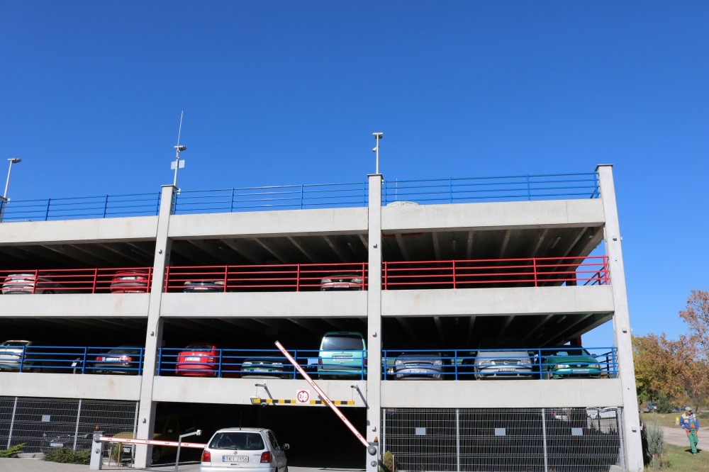 Parking modułowy przy ul. Ściegiennego w Kielcach (13/45)