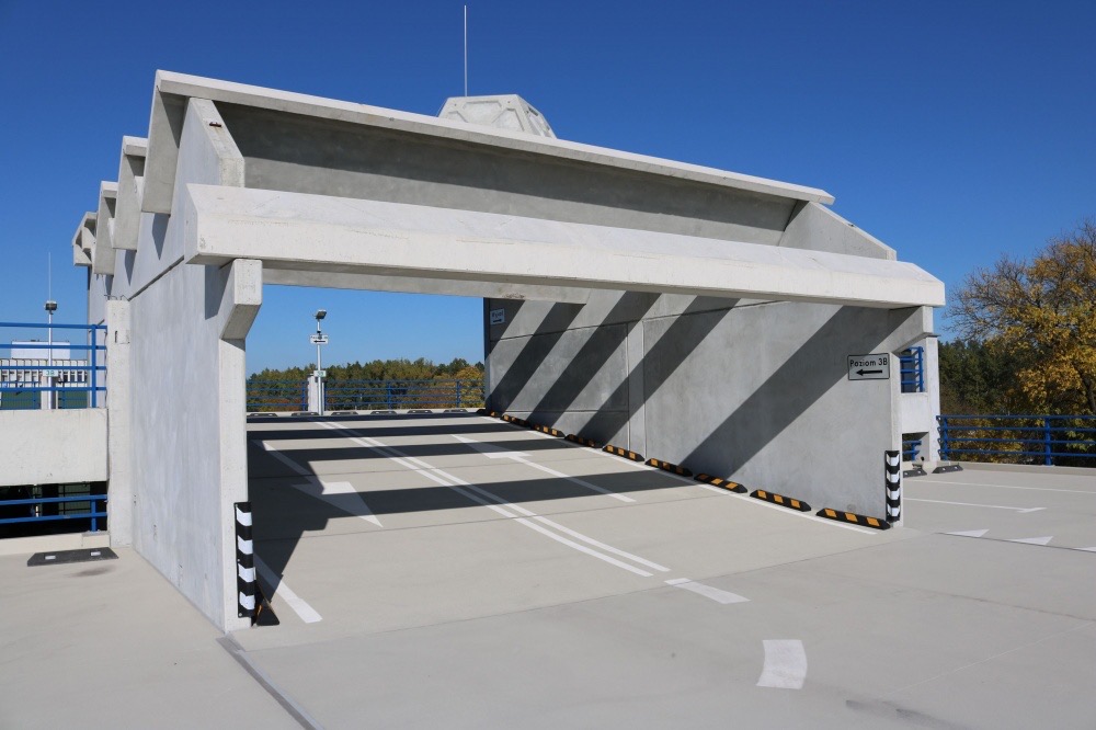 Parking modułowy przy ul. Ściegiennego w Kielcach (42/45)